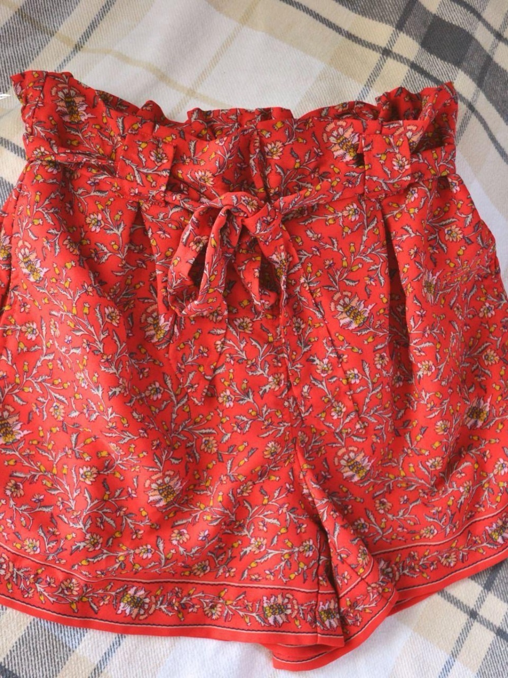 Max Studio Red Floral Paperbag Waist Shorts